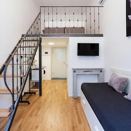 Rhino Apartment