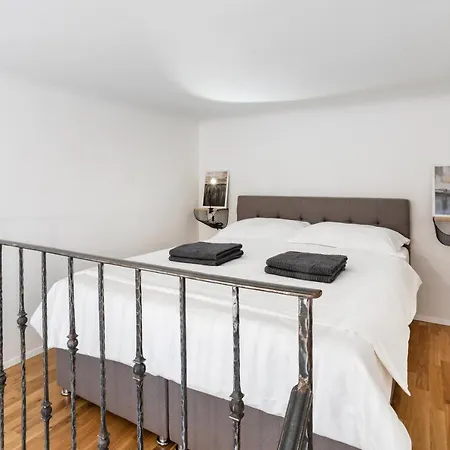 Rhino Apartment Ljubljana